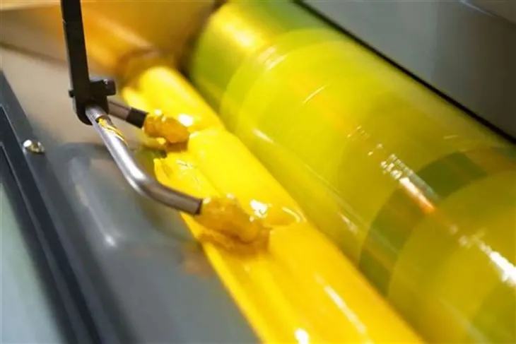 Tryloywder Uchel Llestri Gwydr Inc